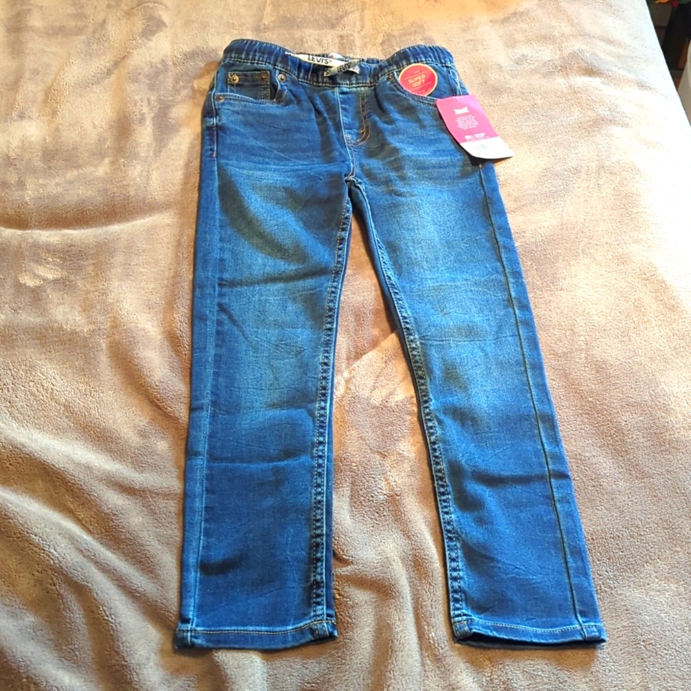 Levi's stretch skinny pull on jeans, Size 7, NWT